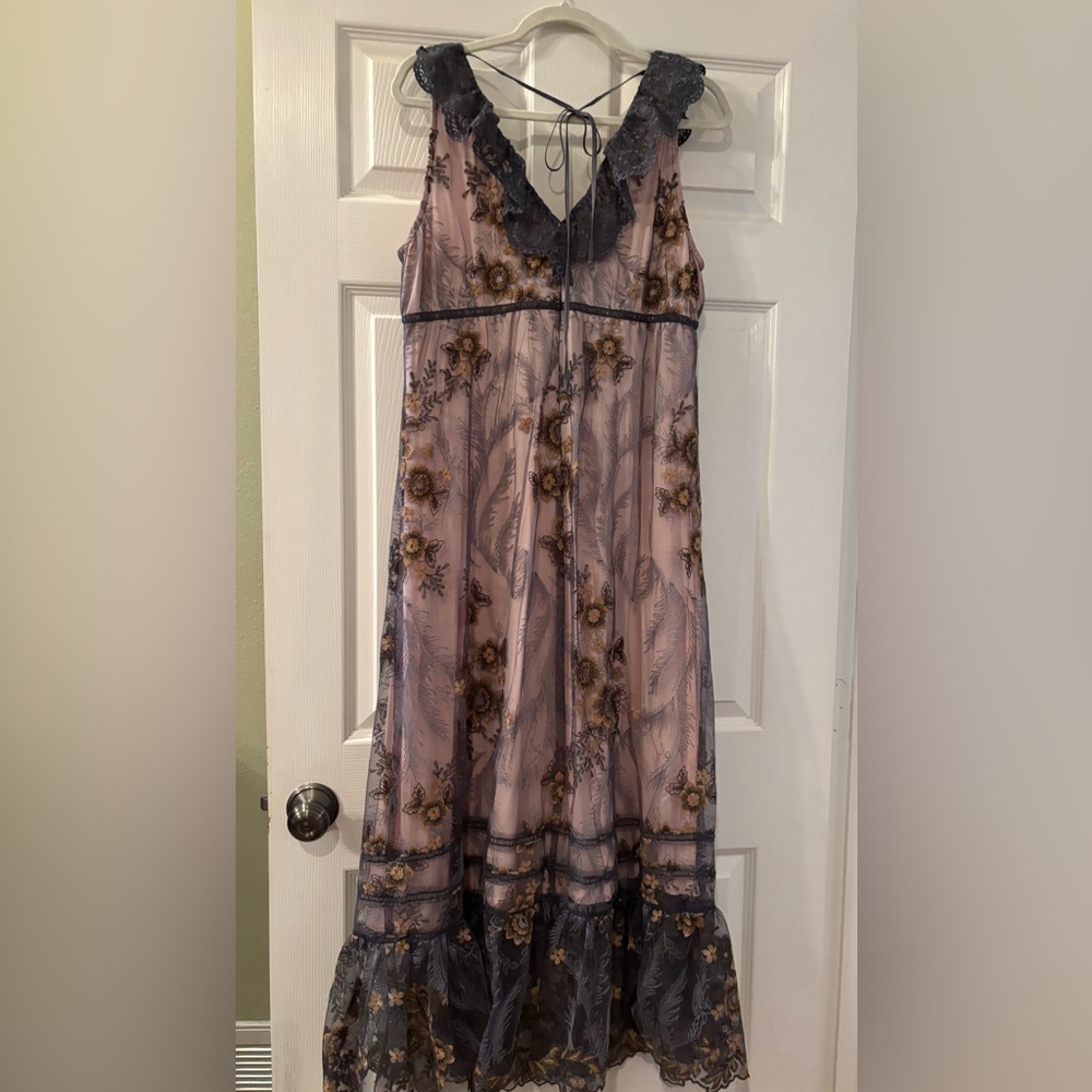 SUNDANCE WOMEN'S CARDINAL FLORAL  EMBROIDERED LACE DRESS  Size PL - Picture 2 of 9